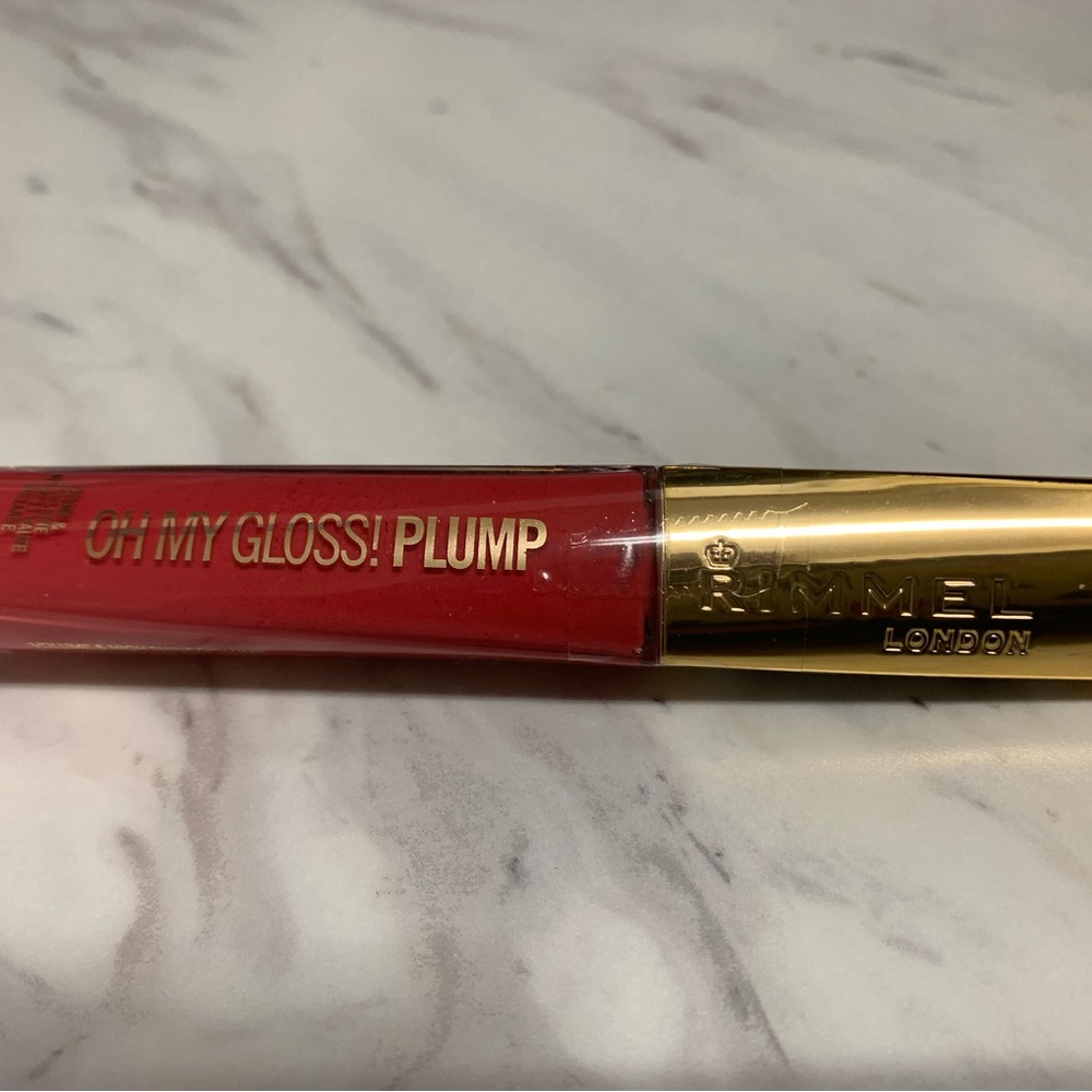 Oh My Gloss Plump